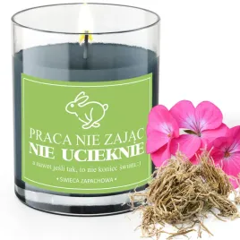 swieca-zapachowa-40h-wesola-etykieta-praca-nie-zajac-wetyweria-i-geranium