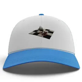 smieszna-niebieska-czapka-z-daszkiem-memy-na-prezent-szachownica
