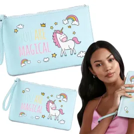 kosmetyczka-damska-unicorn-01-niebieska-na-zamek-soft-blue