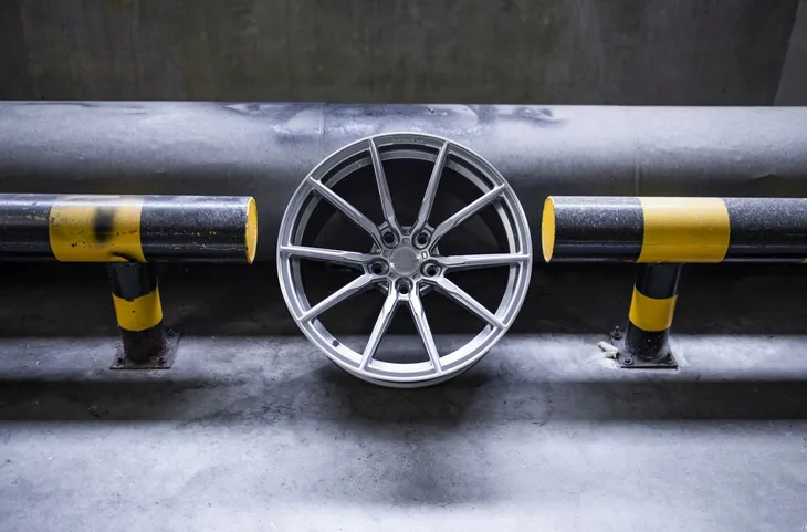 concaver-cvr4-20x9-et20-35-blank-brushed-titanium-odsadzenie-et-35
