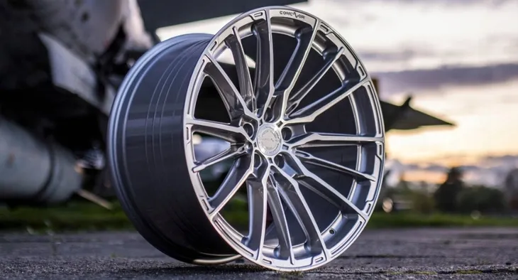 concaver-cvr7-19x9-et20-40-blank-brushed-titanium-liczba-felg-w-ofercie-1-szt