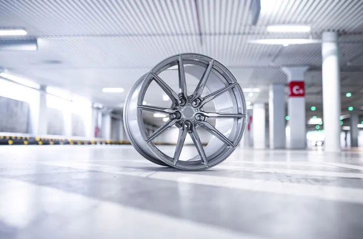 concaver-cvr4-20x95-et0-33-blank-brushed-titanium-szerokosc-felgi-9-5