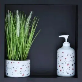 wall-box-one-black-polka-pojedyncza-czarna-30x30x7-cm