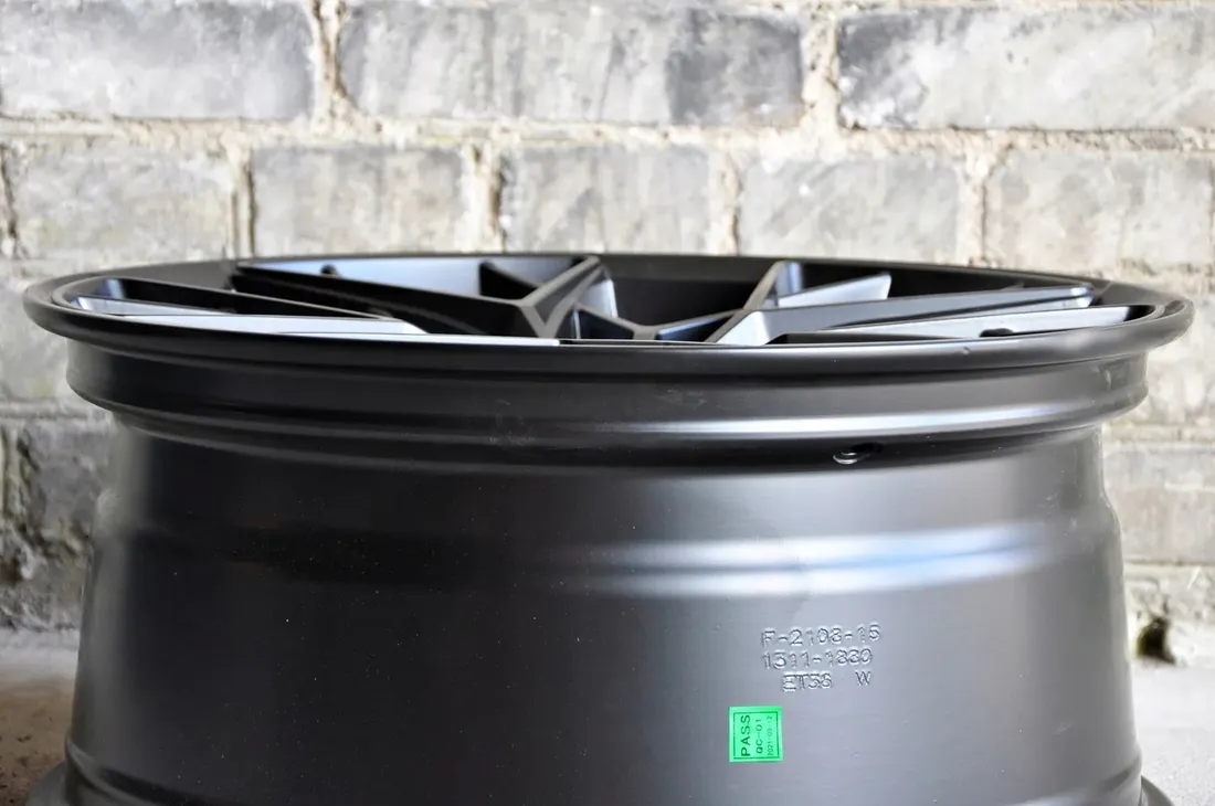felgi-18-lexus-ct200h-stan-nowy