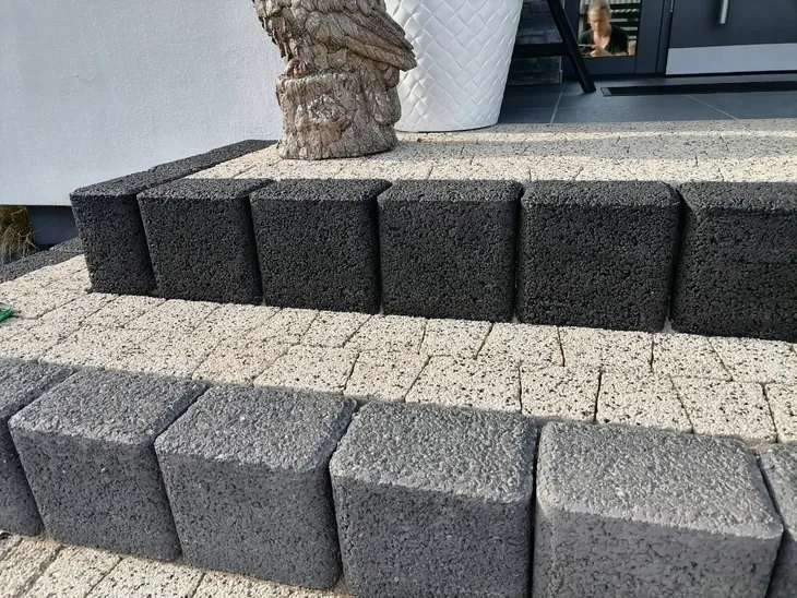 impregnat-barwiacy-mandm-farba-do-kostki-brukowej-i-betonu-5l-12-kolorow-marka-mandm