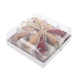 swiateczne-zawieszki-filcowe-skrzaty-krasnale-figurki-szyszki-12-cm-9-szt