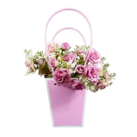 rozowa-torebka-na-kwiaty-37-cm-na-prezent-slub-dzien-matki