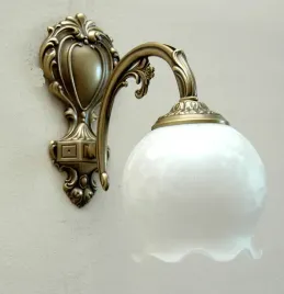 kinkiet-mosieznylampa-scienna-z-mosiadzu