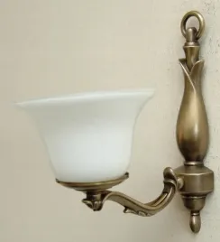 kinkiet-mosieznylampa-scienna-z-mosiadzu