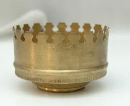 podkloszowka-mosiezna-klosza-naftowegoczesci-lamp