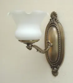 kinkiet-mosieznylampa-scienna-z-mosiadzu