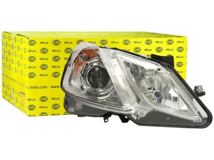 reflektor-hella-1el-009-647-921-numer-katalogowy-oryginalu-mercedes-benz-207-820-30-61