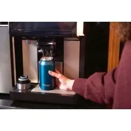termokubek-thermos-niebieski-035l-marka-thermos