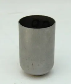 gilza-oslonka-stalowa-niska-pod-oprawke-e14-lampy