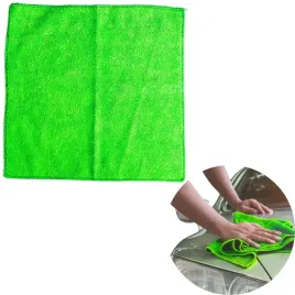 magiczna-sciereczka-scierka-z-mikrofibry-30x30cm-do-szyb-mebli-auta-gruba