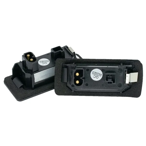 podswietlenie-led-bmw-lampki-e90-e91-e60-e61-stan-nowy