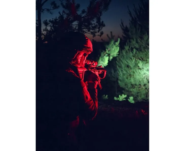 latarka-edc-armytek-dobermann-pro-magnet-usb-warm-liczba-trybow-6