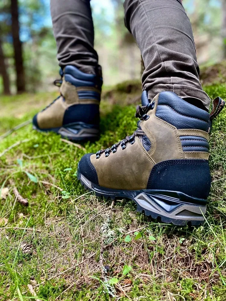 buty-harkila-forest-hunter-mid-gtx-willow-green-41