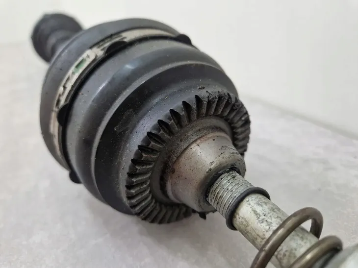 wal-napedowy-lobro-305949-wersja-europejska