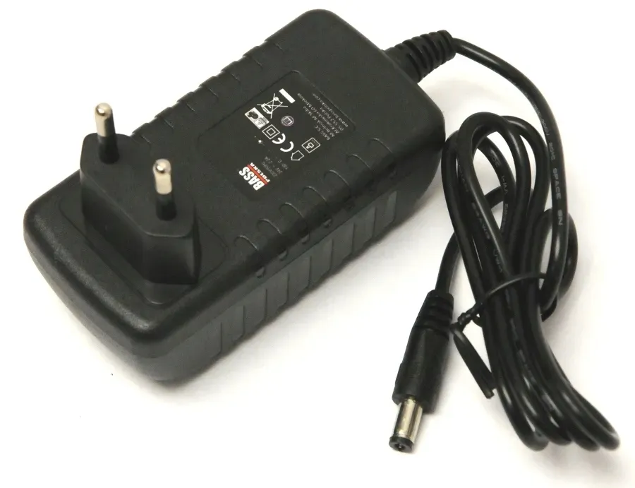 ladowarka-do-baterii-li-ion-akumulatora-24v