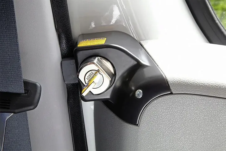 zabezpieczenie-heosafe-do-ford-transit-od-2013-marka-heosolution-stan-nowy