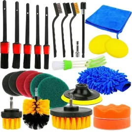 zestaw-detailingowy-26el-do-czyszczenia-szczotki