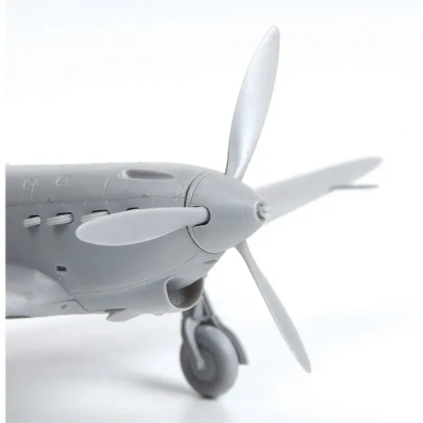 1-72-yak-1-soviet-fighter-stan-opakowania-oryginalne