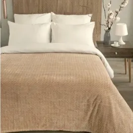 koc-narzuta-lozko-prezent-walentynki-dziewczyny-zony-pled-200x220-bezowy