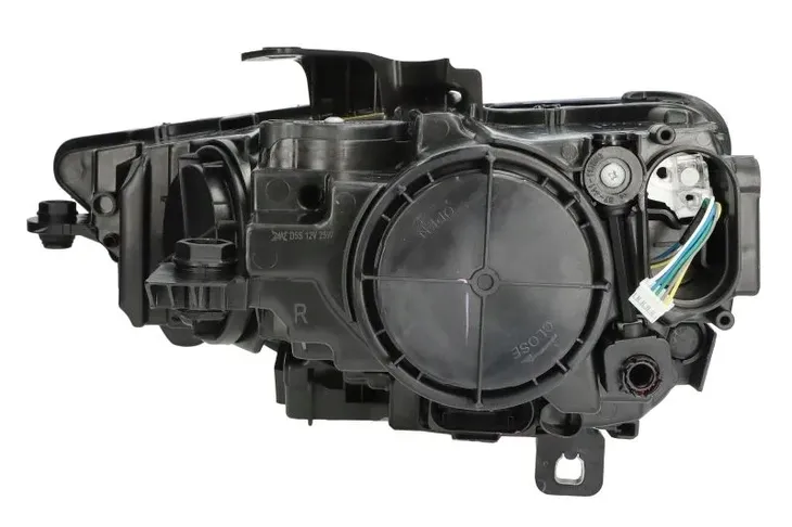 reflektory-lampy-audi-a3-16-d5s-led-komplet-wersja-europejska