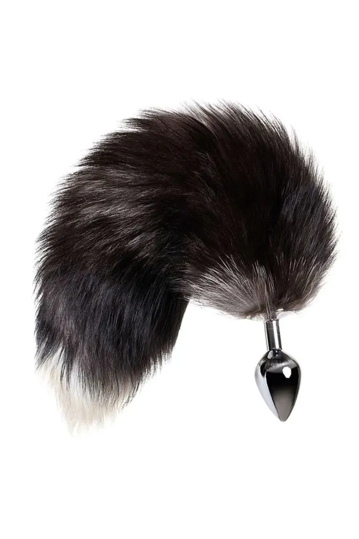 silver-anal-plug-with-a-fox-tail