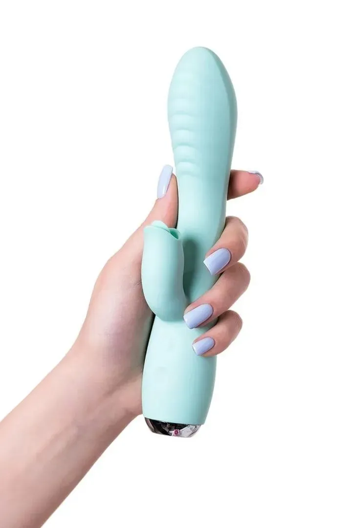 milo-licking-rabbit-vibrator