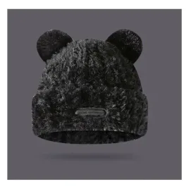 czapka-zimowa-pluszowa-z-uszami-misia-z-naszywka-czarna-cz32wz5