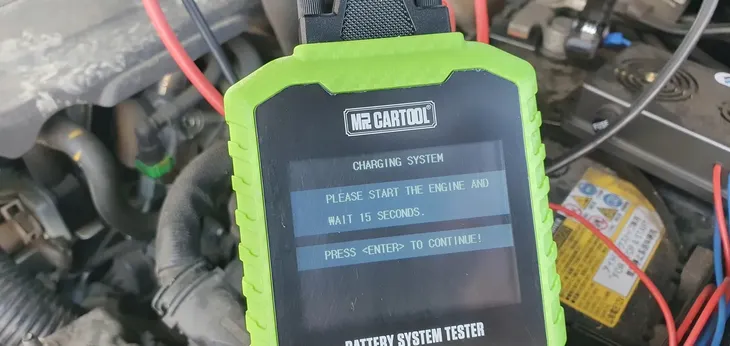 cyfrowy-tester-do-akumulatorow-baterii-12v-marka-mrcartool-napiecie-znamionowe-12-v