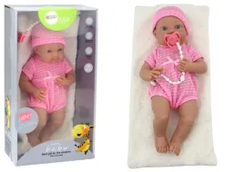 lalka-bobas-w-rozowym-ubranku-czapeczka-smoczek-kolderka