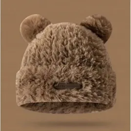 czapka-zimowa-pluszowa-z-uszami-misia-z-naszywka-brazowa-cz32wz1