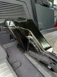 farba-okretowa-srodek-do-konserwacji-podwozia-1l