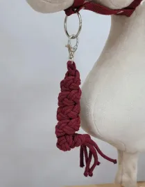 uwiaz-dla-hobby-horse-ze-sznurka-bordowy