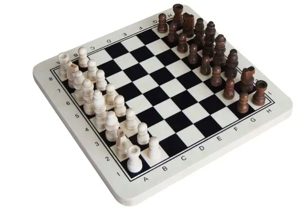 gra-w-szachy-drewno-29-cm