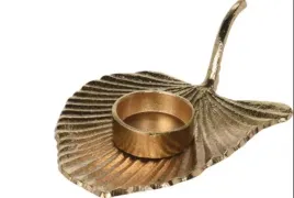 swiecznik-aluminiowy-na-jedna-swieczke-w-kolorze-zlotym-125x17x35-cm-wzor