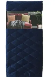 poszewka-dekoracyjna-granatowa-na-poduszke-45x45-cm-z-wytloczonym-wzorem-wz