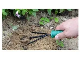 narzedza-ogrodowe-zestaw-5-elementow-na-dzialke