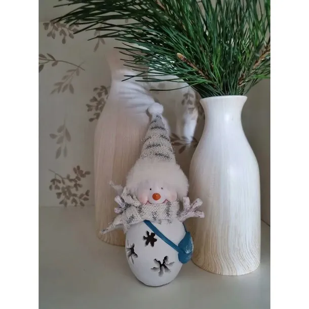 figurka-balwanek-led-7x6x16-cm-rodzaj-figurka