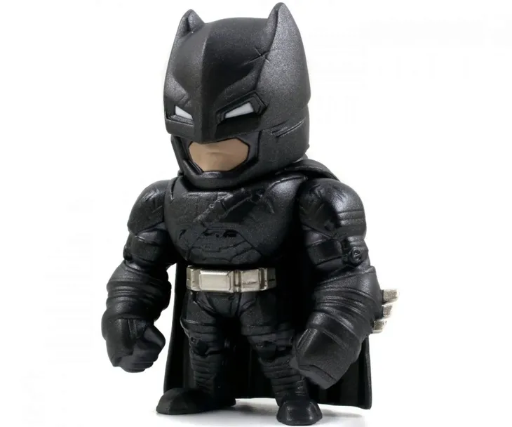 figurka-batman-metalowa-10-cm-plec-chlopcy