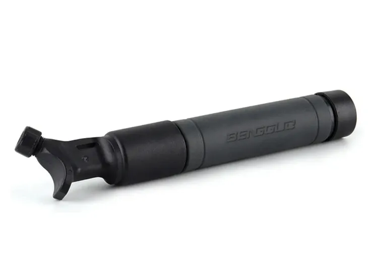 pompka-reczna-21-cm-material-dominujacy-tworzywo-sztuczne