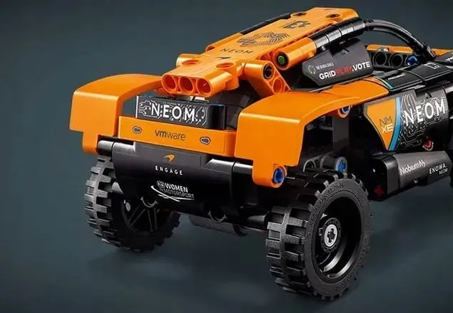 42166-lego-technic-neom-mclaren-extreme-e-race-car-stan-opakowania-oryginalne