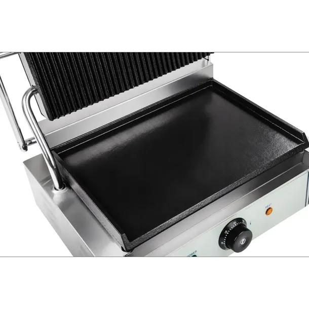grill-kontaktowy-dwustronny-panini-zasilanie-elektryczne