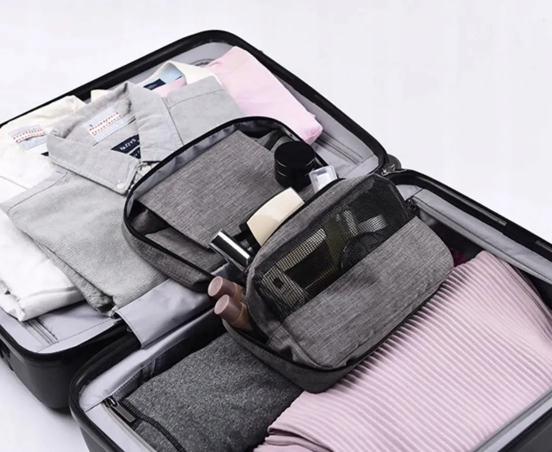 kosmetyczka-szara-stan-nowy