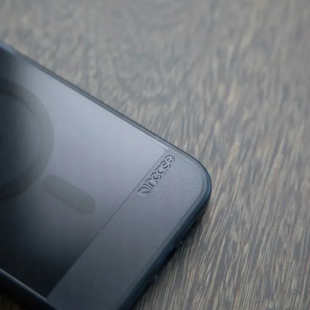 incase-slim-case-magsafe-etui-iphone-16-clear-stan-opakowania-oryginalne