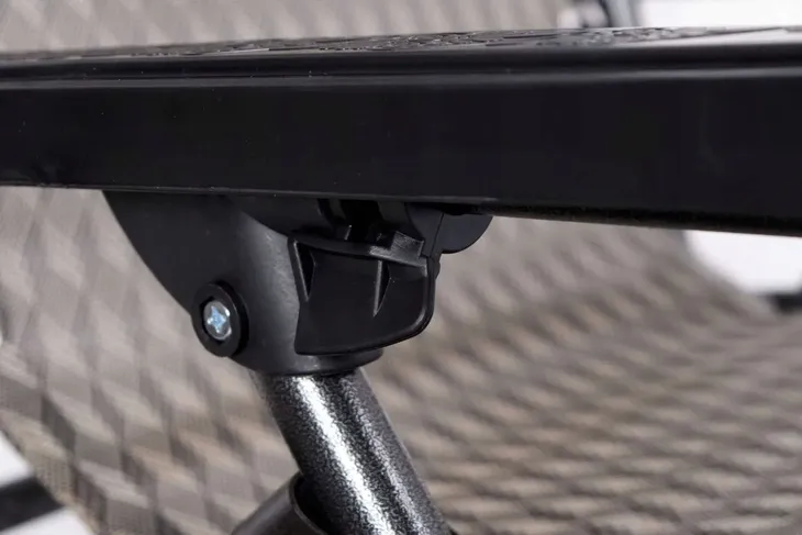 lezak-ogrodowy-orion-zero-gravity-brazowy-material-stelaza-stal