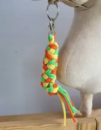uwiaz-dla-hobby-horse-ze-sznurka-zolty-jasny-zielony-pomaranczowy
